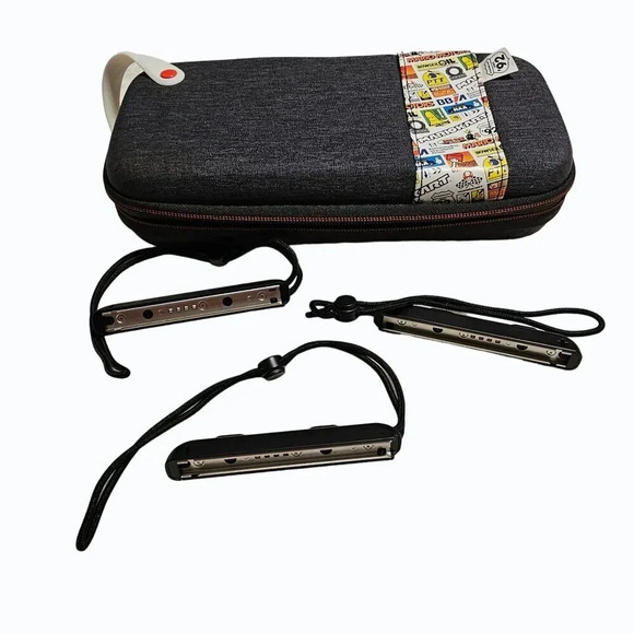 Nintendo Switch MARIO KART Deluxe Travel Case Switch w 3 Joy Con Wrist Straps - Picture 7 of 9